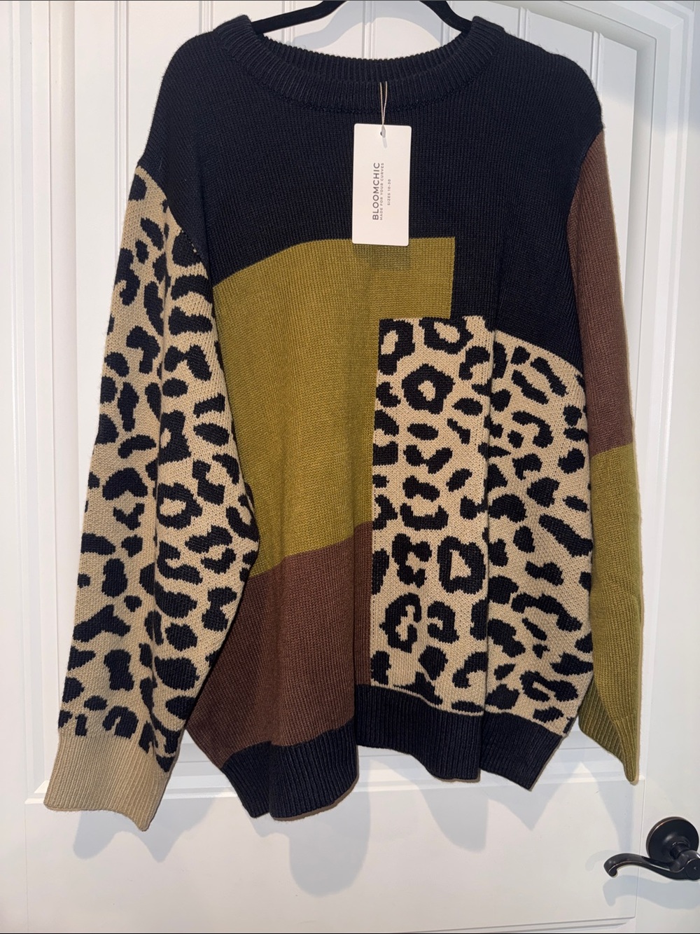🐆 Bloom Chic 26 Plus Sweater Leopard Mixed Media